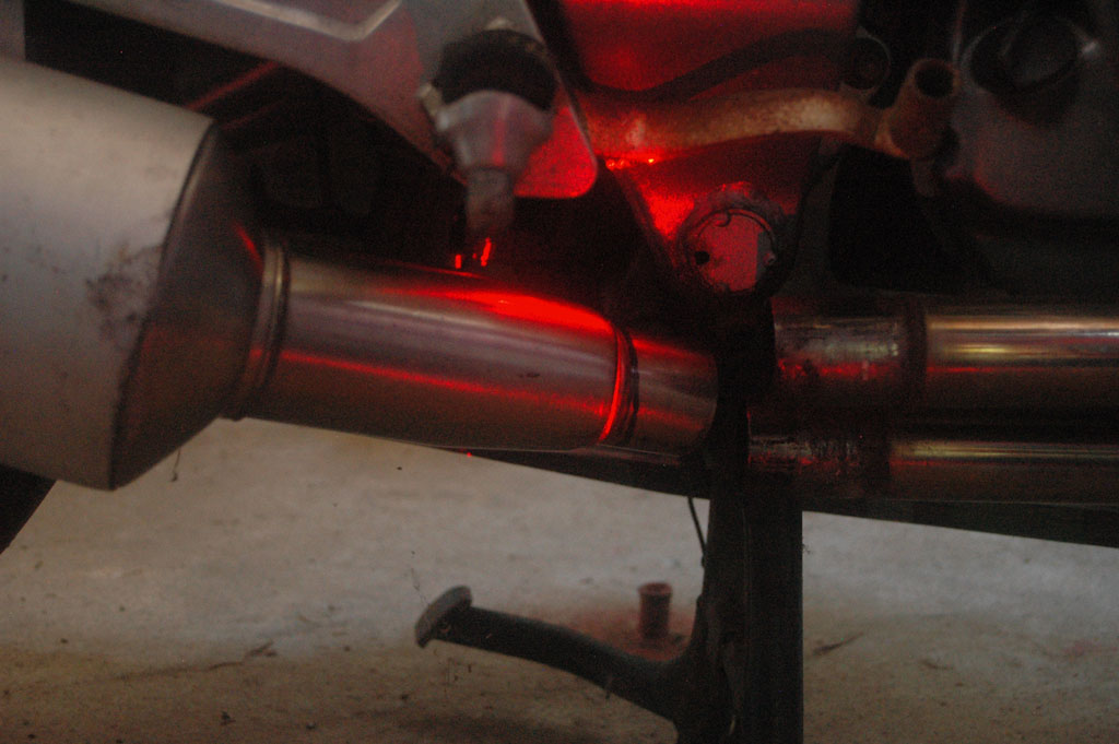 NTV - Adaptation Echappement Ducati/Austin ... Coupe08